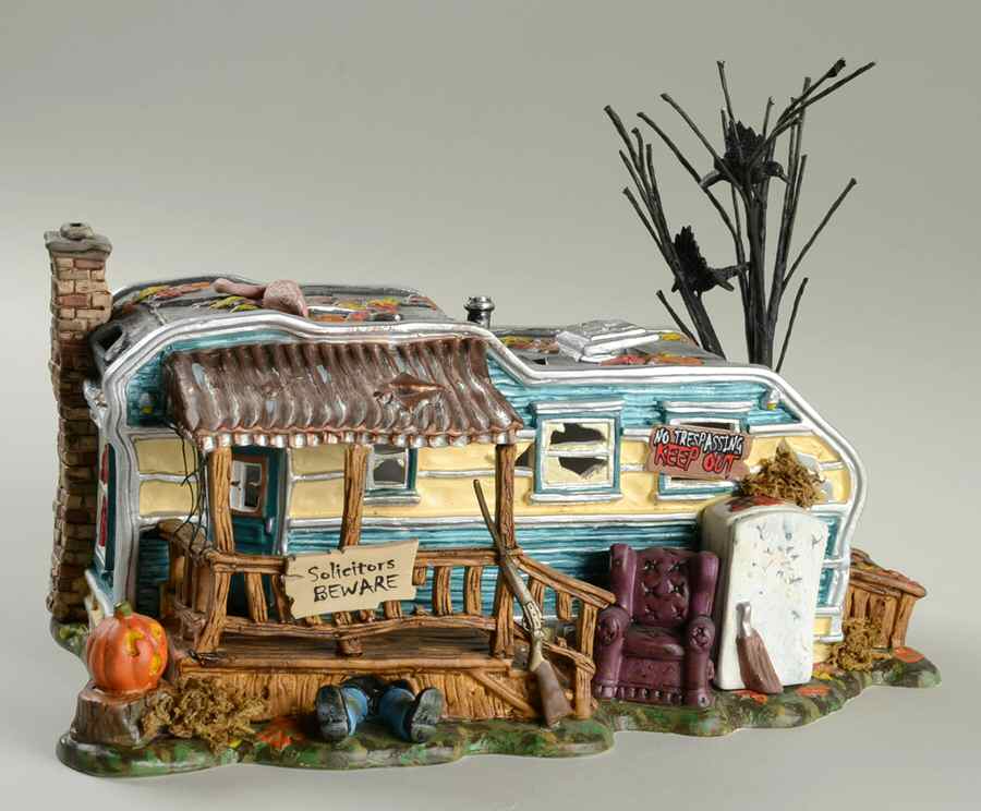 Snow Village Halloween Lot 13-Crystal Lake - Boxed by Department 56-1
