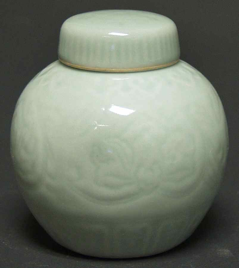 Celadon Giftware Ginger Jar-Small - No Box by Dynasty Gallery-1
