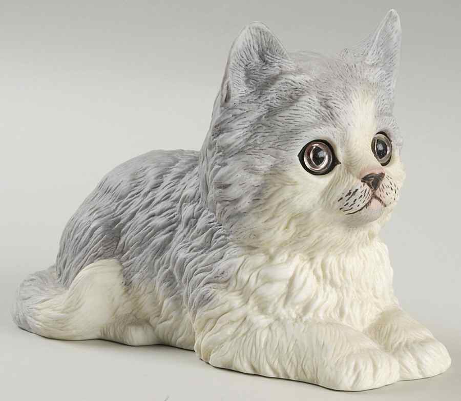 Danbury Mint Figurine Pepper - Boxed by Danbury Mint-1