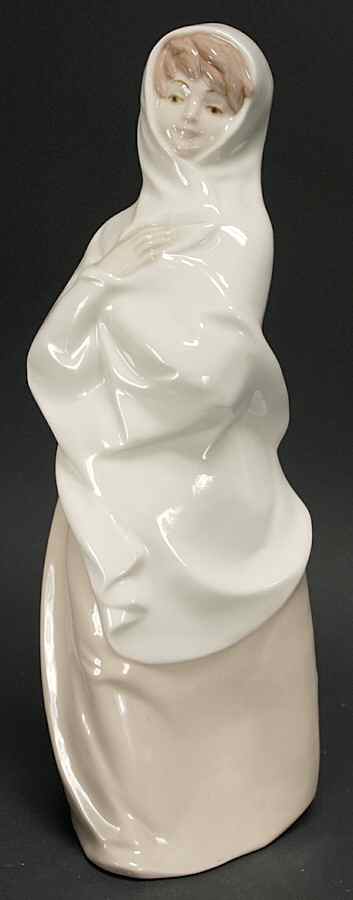 Diana Porcelain Figurines Lady In Wrap - No Box by Diana Porcelain-1
