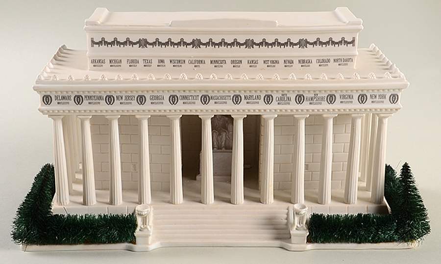 American Pride Collection The Lincoln Memorial - Boxed by Department 56-1