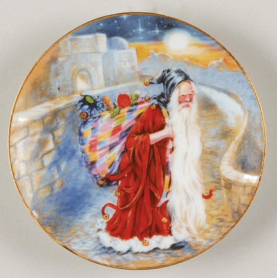 History of Santa Claus Medieval - No Box by Duncan Royale-1