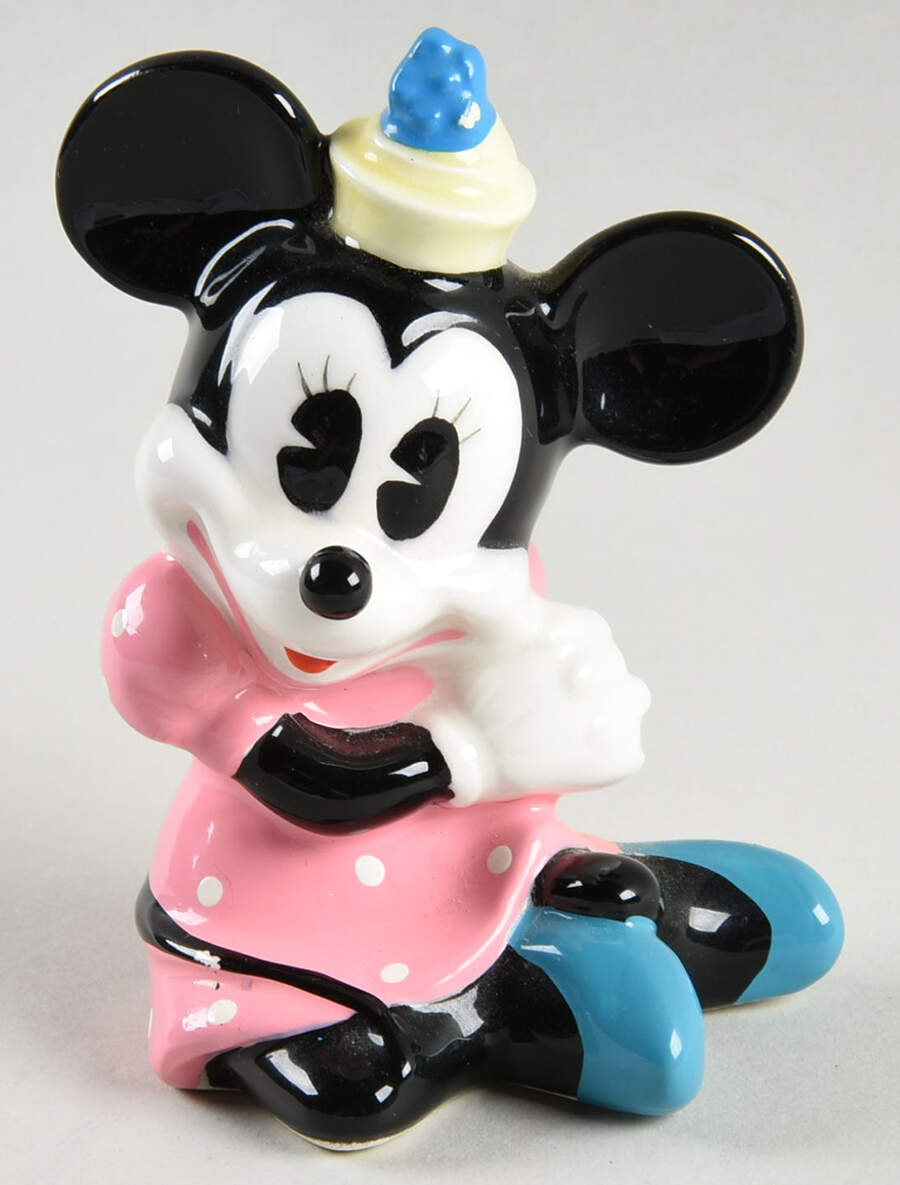 Disney Figurines Minnie-Sitting, Hands Clasped - No Box by Disney-1