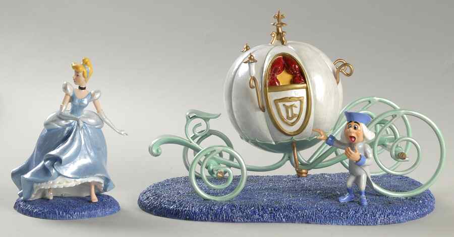 Cinderella-Disney Princesses It's Almost Midnight - No Box by Department 56-1