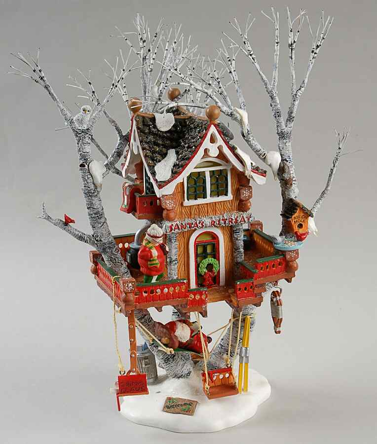 North Pole Woods Santa's Retreat - Boxed by Department 56-1
