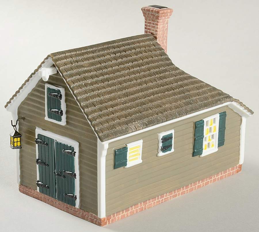 Williamsburg Village Alexander Purdie Stable - No Box by Department 56-1