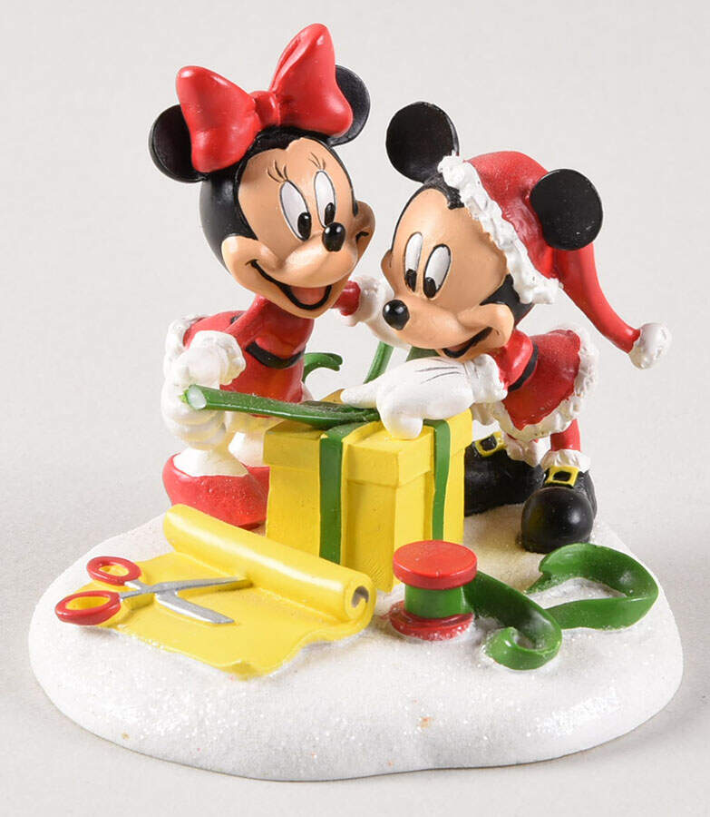 Mickey's Merry Christmas Village Mickey & Minnie Wrapping Gifts - Boxed by Department 56-1