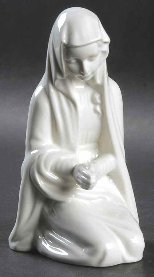 Dresden Nativity 2 Mary - No Box by Sandizell-1