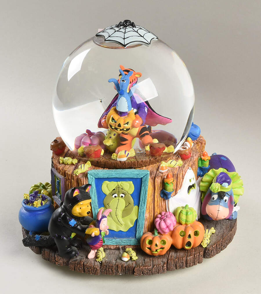 Disney Musical Snowglobe Tigger's Haunted House-Wonderful Thing - Boxed by Disney-1