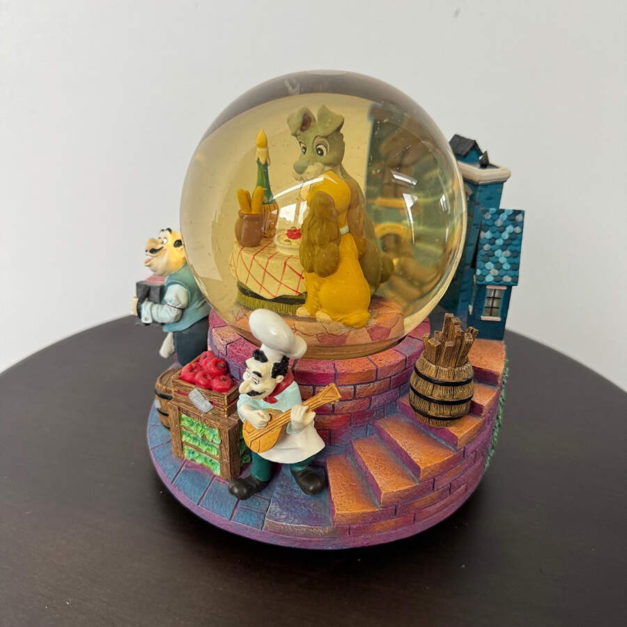 Disney Musical Snowglobe Lady And The Tramp Bella-Bella Notte - Boxed by Disney-1