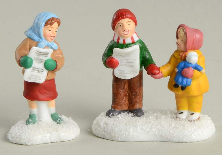 Pine Isles A Joyful Song - No Box by Department 56-1