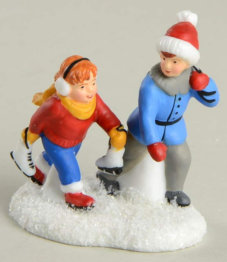 Pine Isles Let's Skate - Boxed by Department 56-1