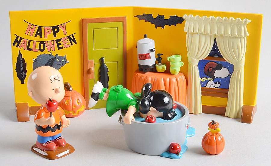 Peanuts Halloween Peanuts Halloween Party S/4 - Boxed by Department 56-1