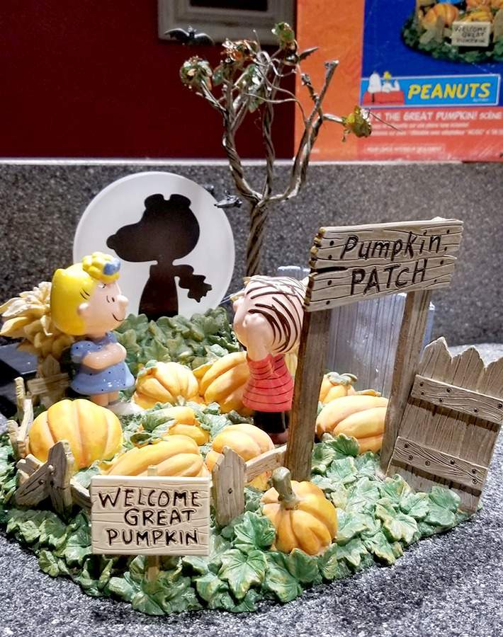Peanuts Halloween The Great Pumpkin - Boxed by Department 56-1