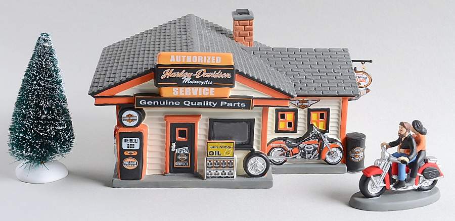 Harley Davidson Harley-Davidson Service Station Set - No Box by Department 56-1