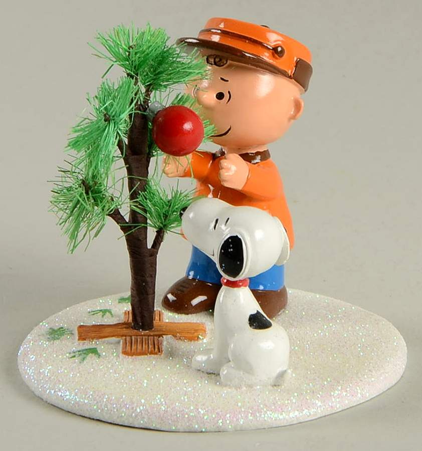 Peanuts Christmas Village The Perfect Tree - Boxed by Department 56-1