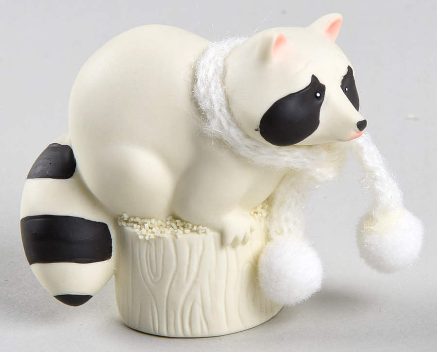 Collectible Animals - Snowbabies Raccoon-Sitting On Tree Stump-2017 - Boxed by Department 56-1