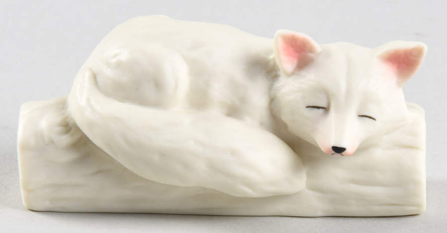 Collectible Animals - Snowbabies Fox Lying On Log-2015 - Boxed by Department 56-1