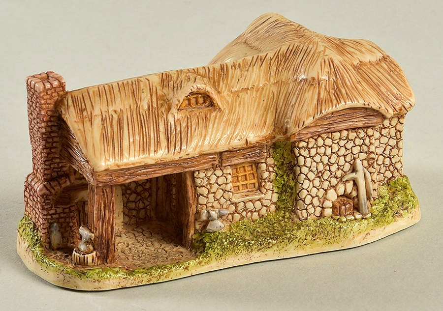 Classic Collection Little Forge - Boxed by David Winter-1