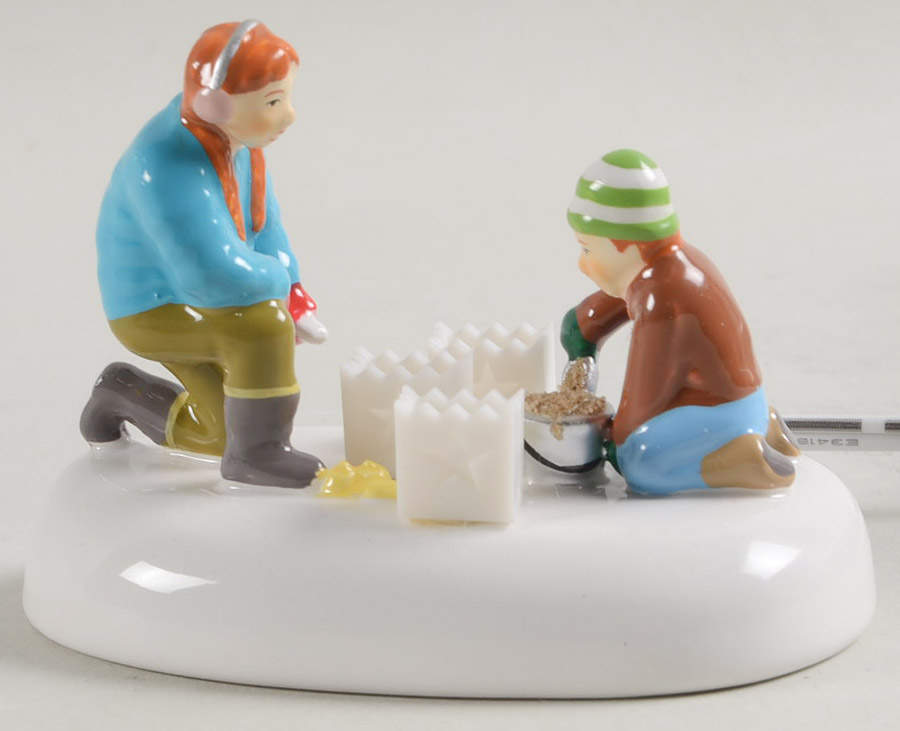 Christmas Lane-Snow Village Christmas Eve Preparations - No Box by Department 56-1