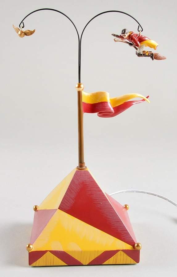 Harry Potter Chasing The Snitch - No Box by Department 56-1