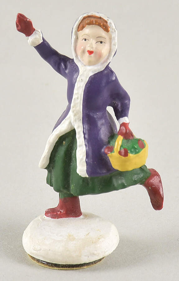 General Animated Accessories Girl - No Box by Department 56-1