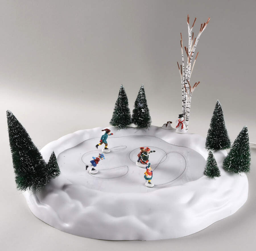General Animated Accessories Animated Skating Pond Set Of 15 - Boxed by Department 56-1
