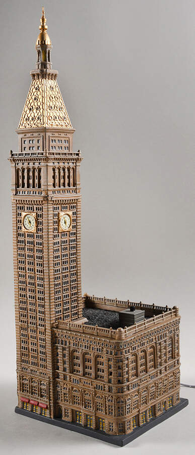 New York Skyline - Art & Architecture Griffith Tower (Met Life Tower) - Boxed by Department 56-1