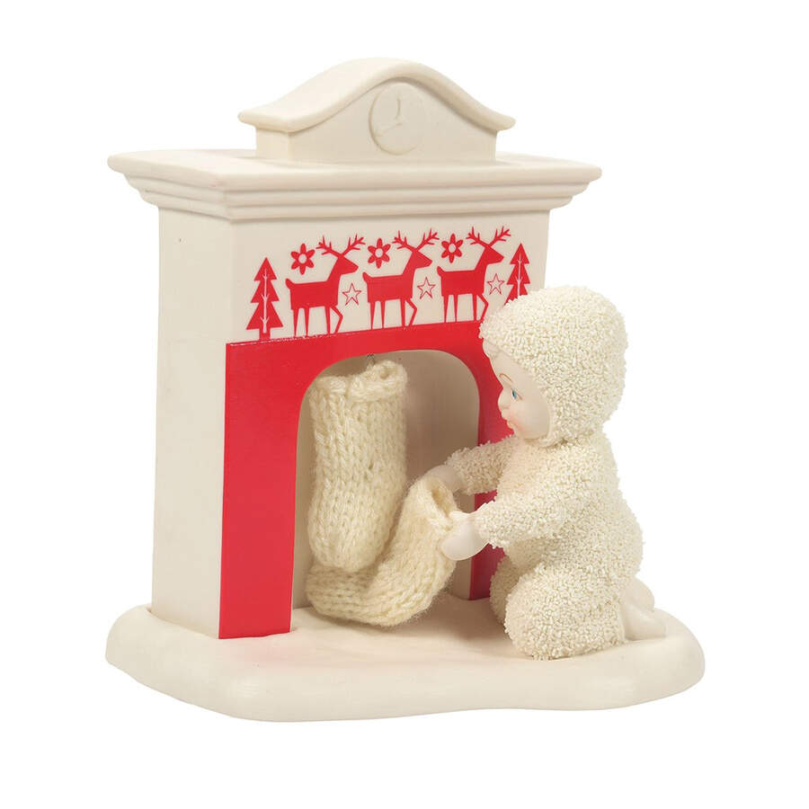 Christmas Memories Hung By The Chimney With Care - Boxed by Department 56-1