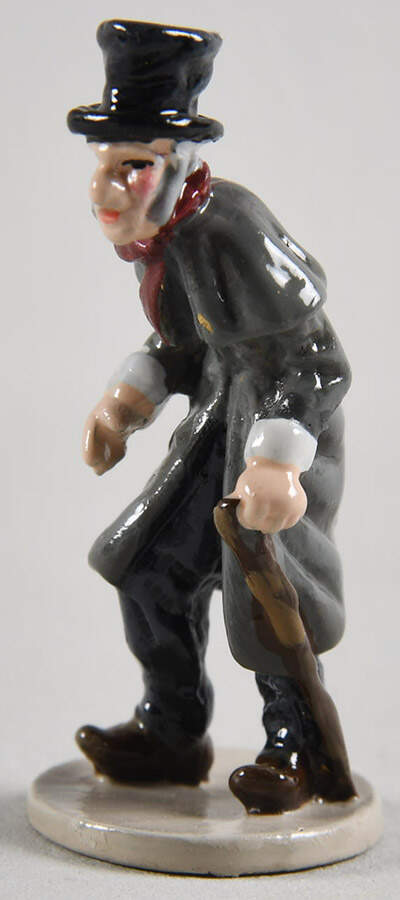 Charles Dickens-Miniatures Ebeneezer Scrooge - Boxed by David Winter-1