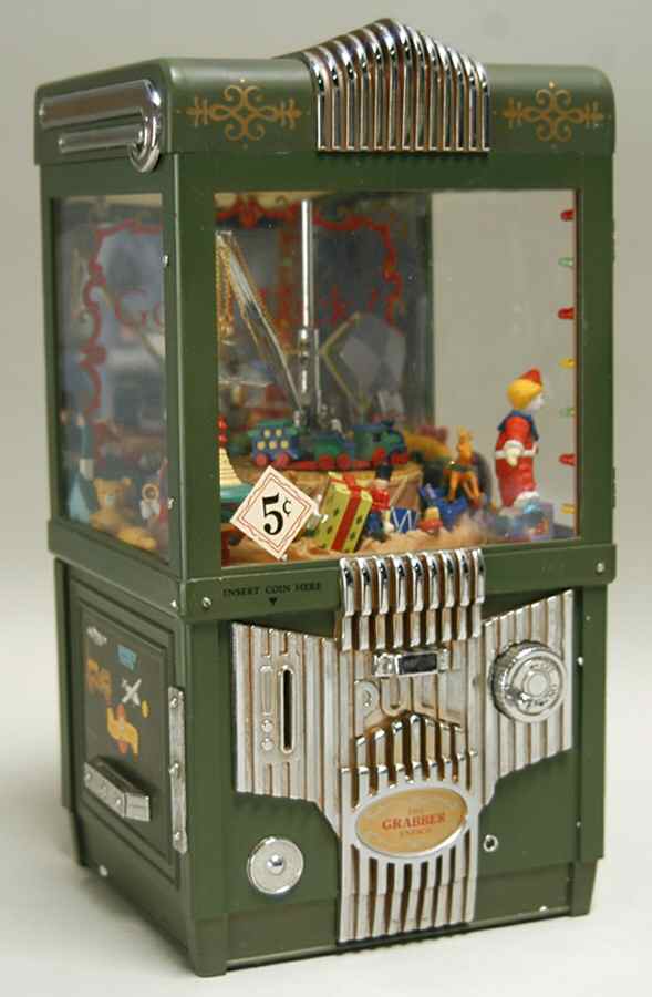 Enesco Figurines & Giftware Grabber-The Entertainer - No Box by Enesco-1