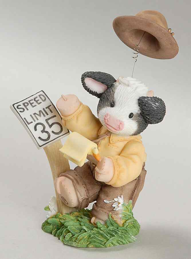 Mary's Moo Moos Moo Serve And Protect - With Box by Enesco-1