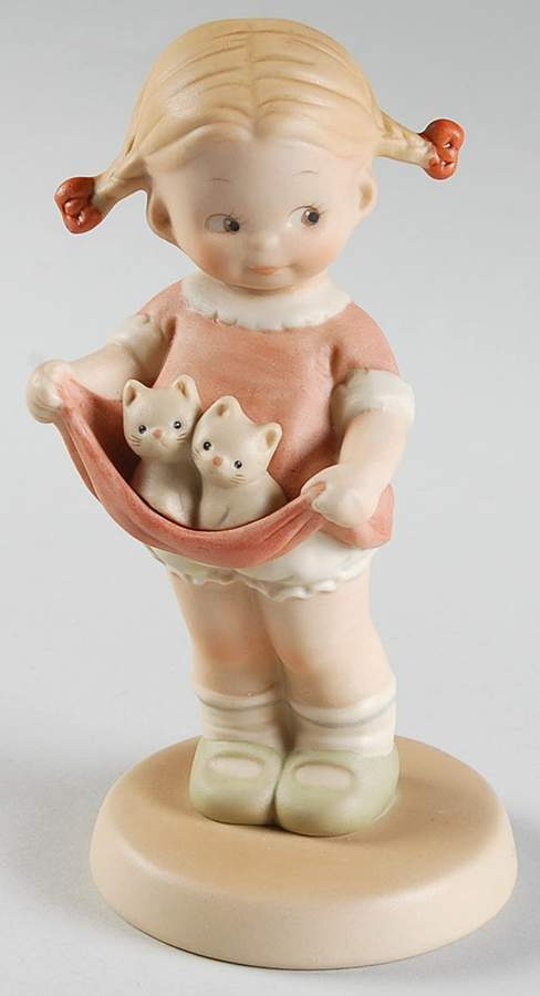 Memories of Yesterday A Lapful Of Luck - Boxed by Enesco-1