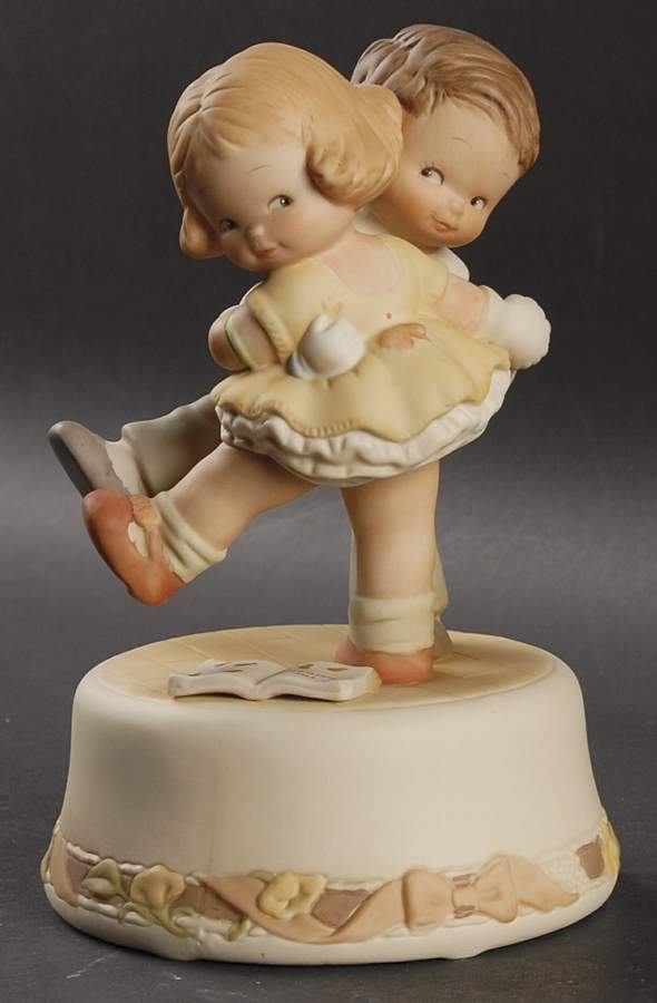 Memories of Yesterday We's Happy! How's Yourself? - Boxed by Enesco-1