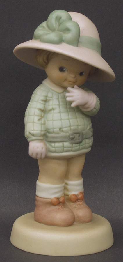Memories of Yesterday Blowing Kiss To A Dear I Miss - Boxed by Enesco-1