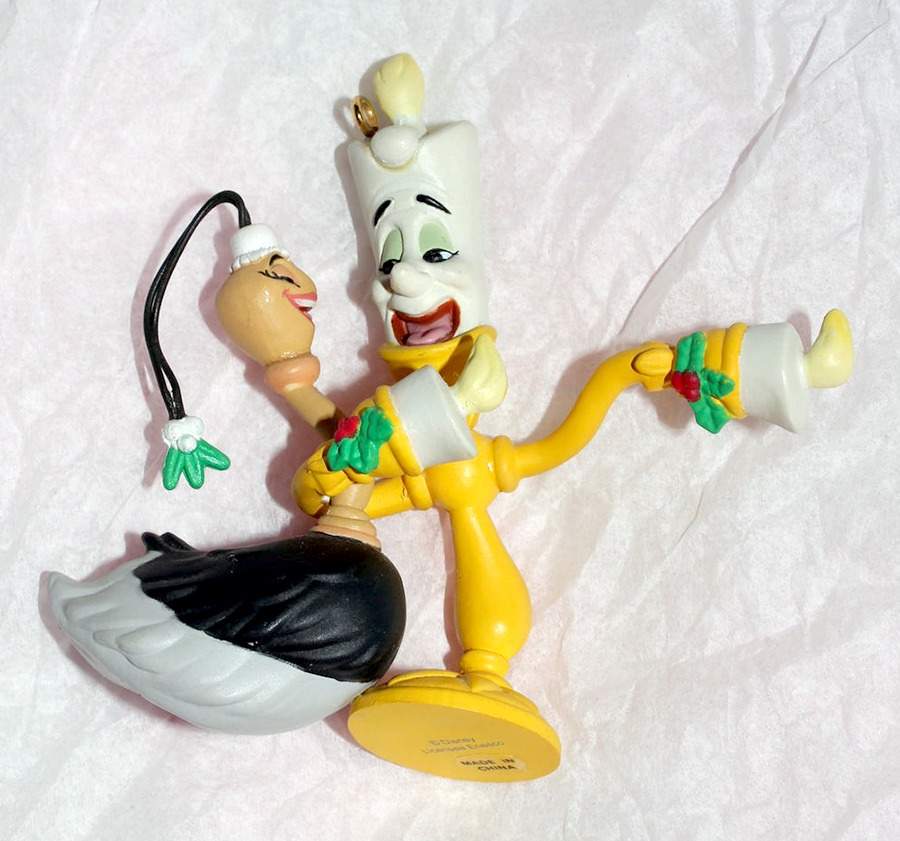 Disney Hearts Aglow - No Box by Enesco-1