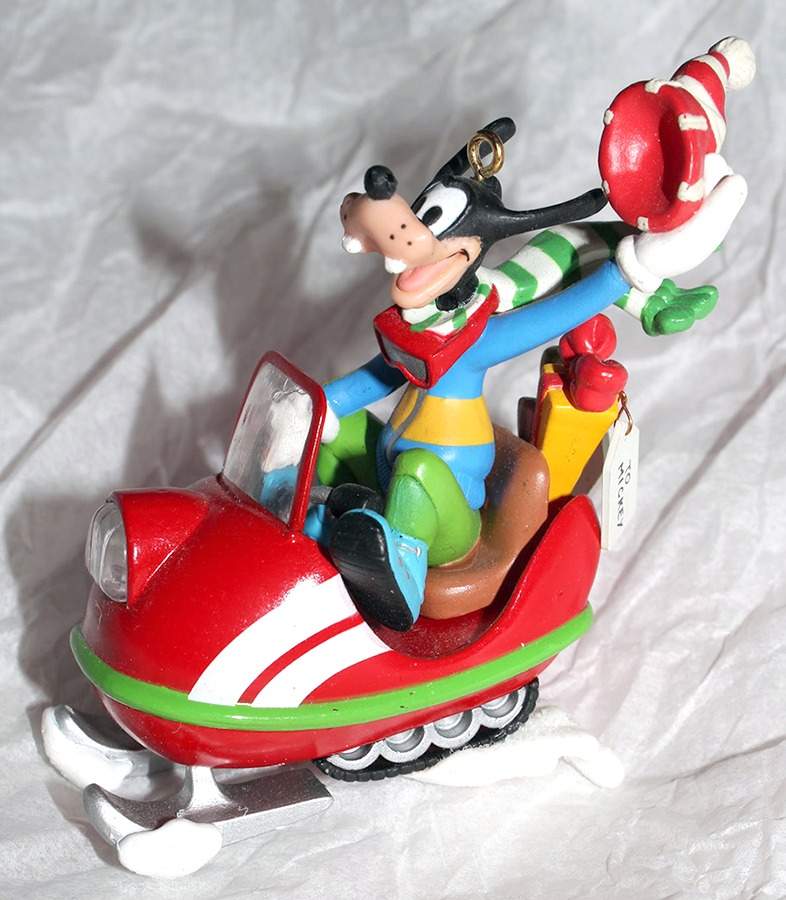 Disney Goofy Delivery - Boxed by Enesco-1