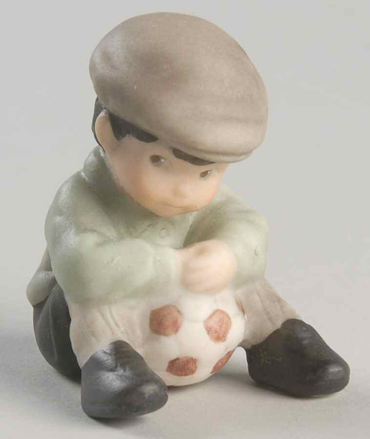 Pretty As A Picture  Keep Your Eyes On The Goal - Boxed by Enesco-1
