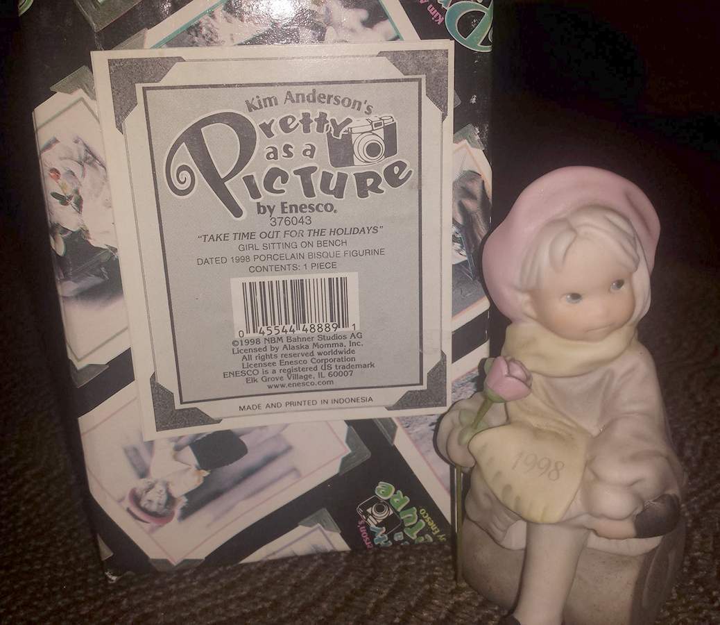 Pretty As A Picture  Take Time Out For The Holidays - Boxed by Enesco-1