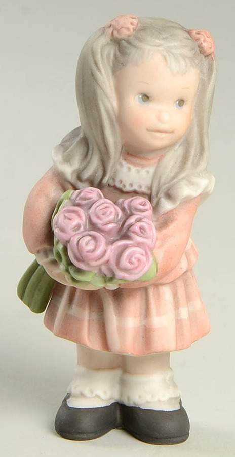 Pretty As A Picture  Thoughts Of You Make Me Smile - No Box by Enesco-1