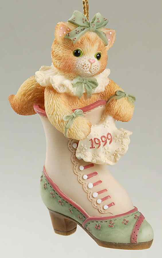 Calico Kittens Ornament Kitten In A Shoe - 1999 - No Box by Enesco-1