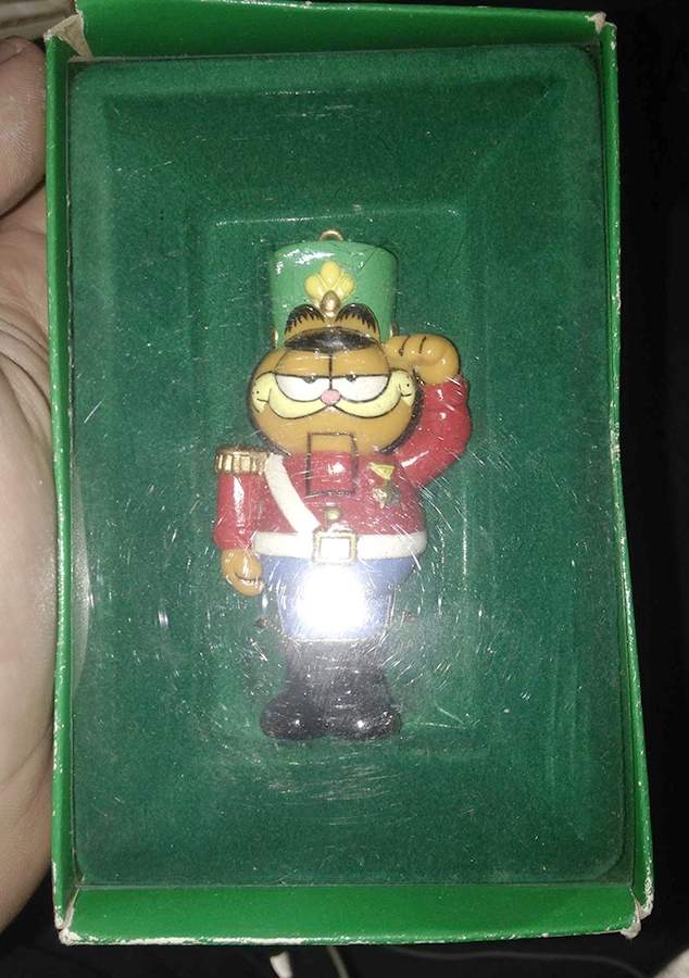 Treasury of Christmas Ornaments Garfield Nutcracker - No Box by Enesco-1