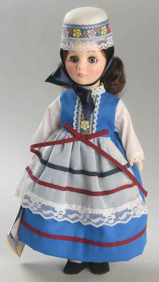 International Dolls France - No Box by Effanbee-1