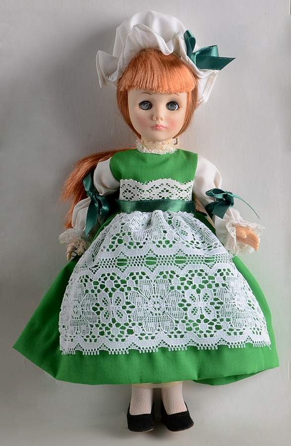 International Dolls Ireland - Boxed by Effanbee-1
