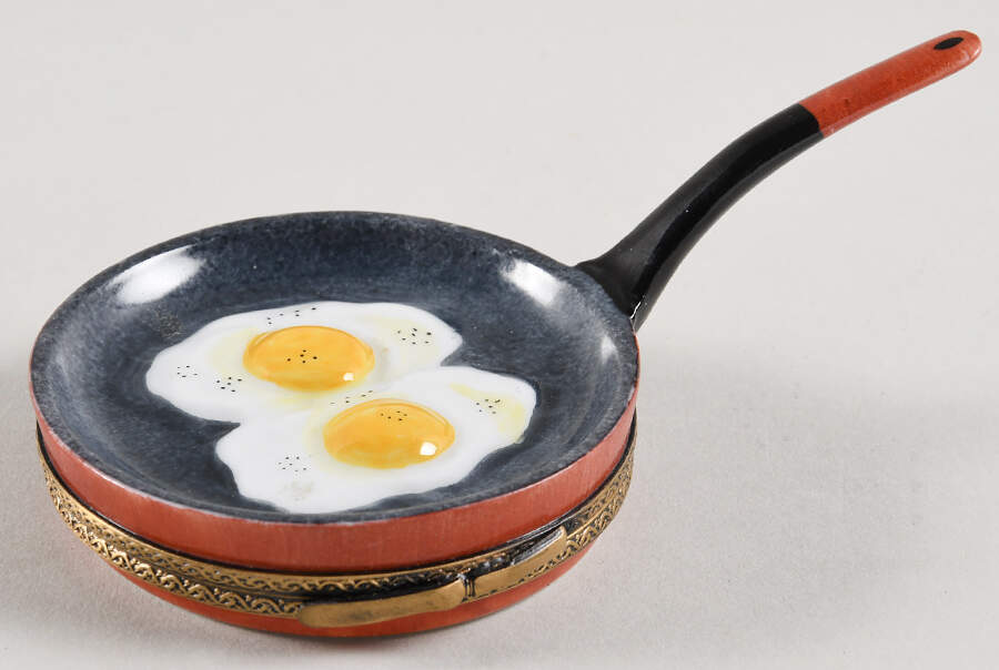 Eximious Limoges Box Fried Eggs In Skillet - No Box by Eximious-1