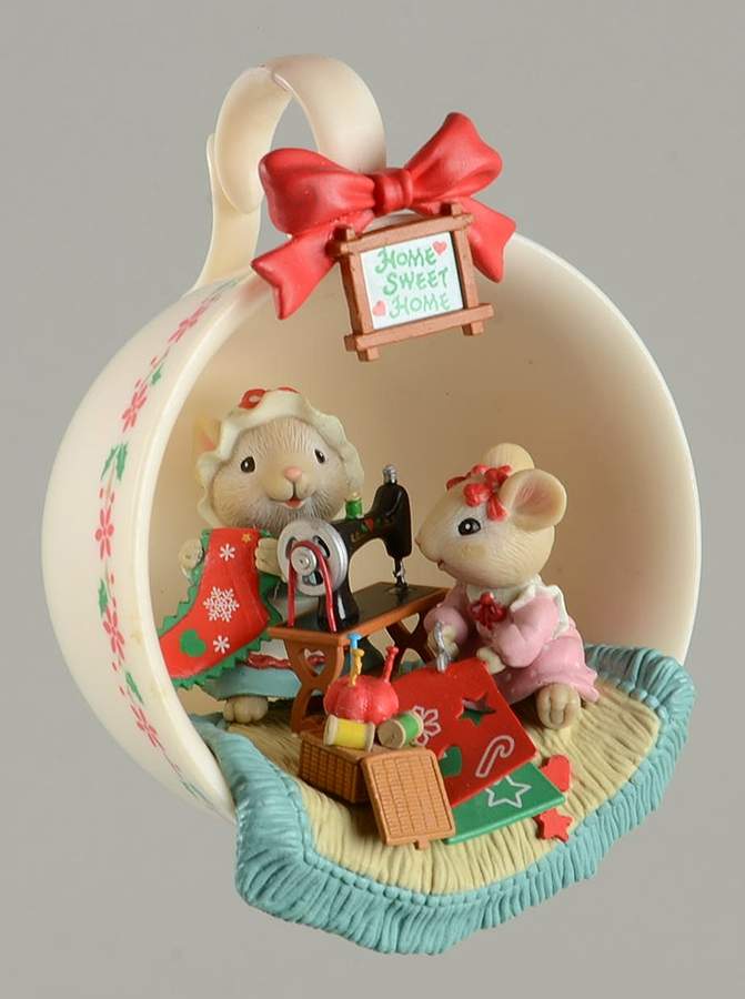 Cozy Cup We'Ve Shared Sew Much - Boxed by Enesco-1