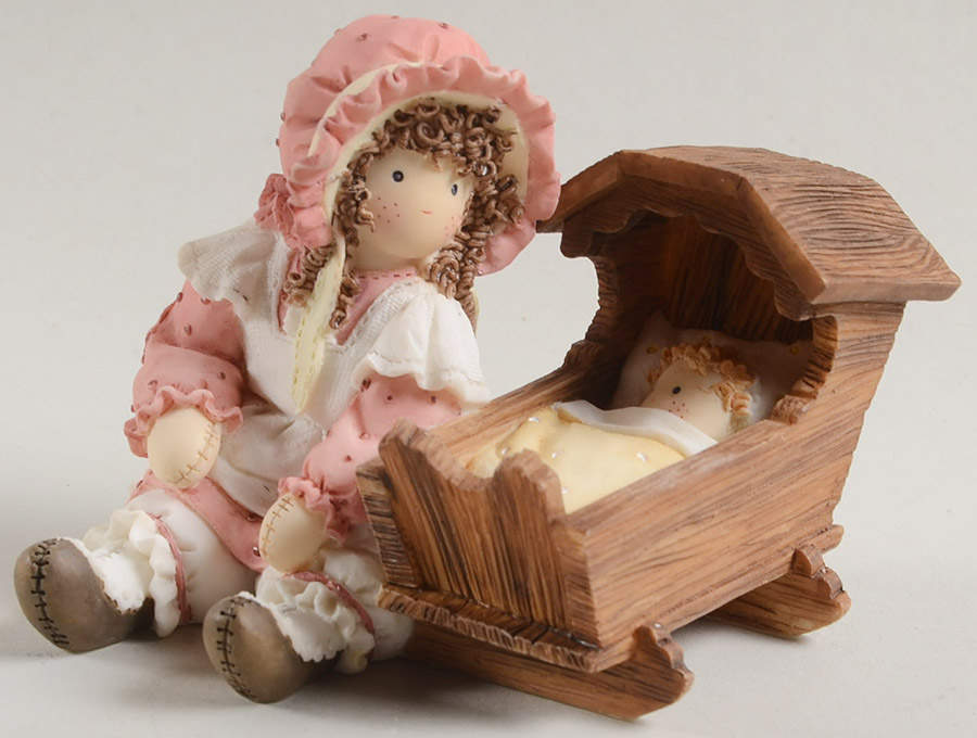 Down Petticoat Lane My Sister-My Very Best Friend - No Box by Enesco-1