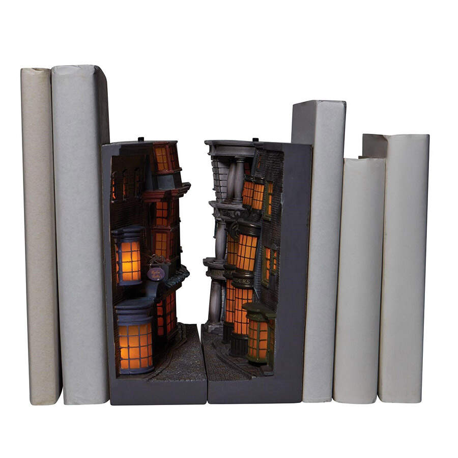 Harry Potter Diagon Alley - Boxed by Enesco-3