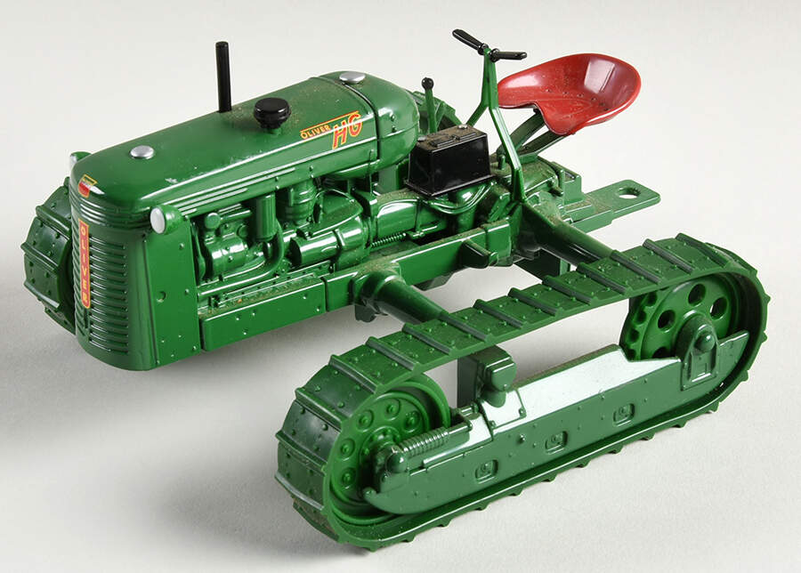 Oliver Tractor Oc-3 Crawler - No Box by Ertl Collectibles-1
