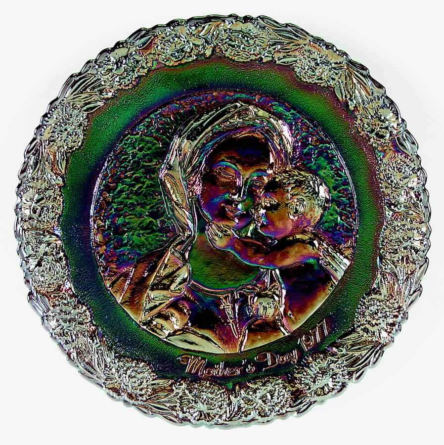 Mother'S Day Plate-Carnival Glass Madonna/Child W/Pomegranate  - Boxed by Fenton-1